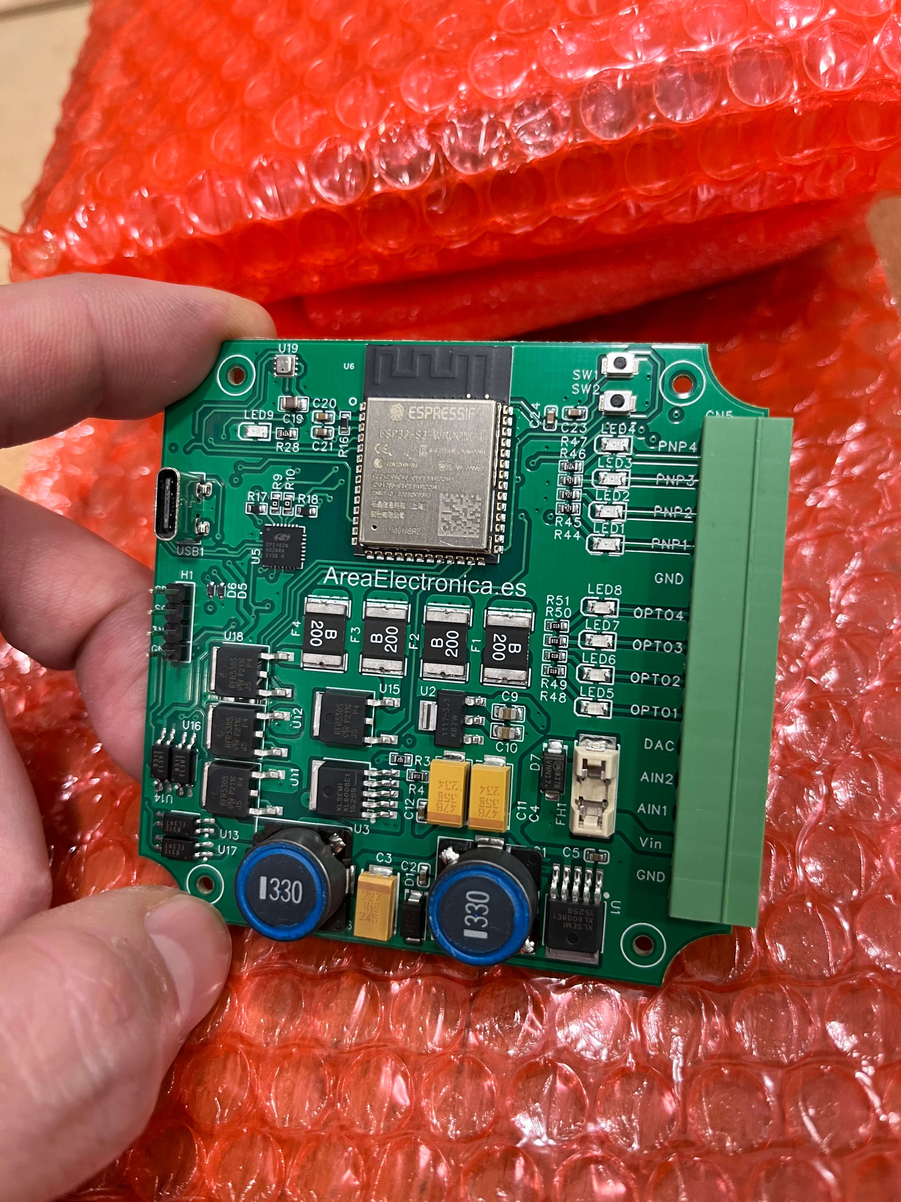 Custom electronic PCB for boat alarm system